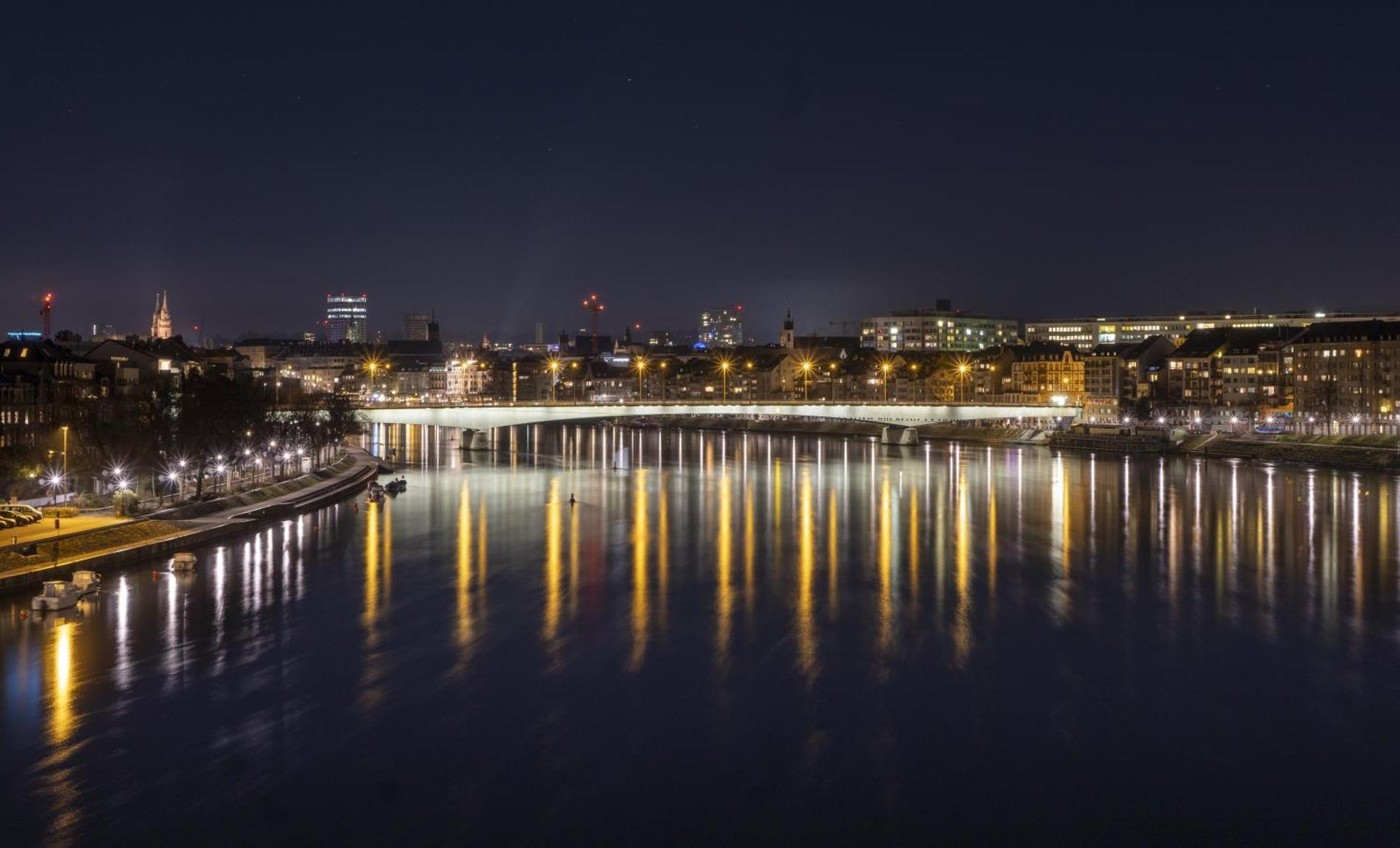 City Center Rooftop Studio With Oldtown View Basel Eksteriør bilde